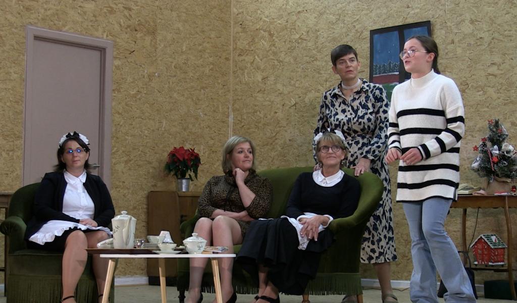 C Local - Théâtre : Les Tréteaux présentent "8 Femmes" 