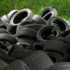 Marcinelle: des centaines de pneus ont été déposés sur le chemin qui longe la A503