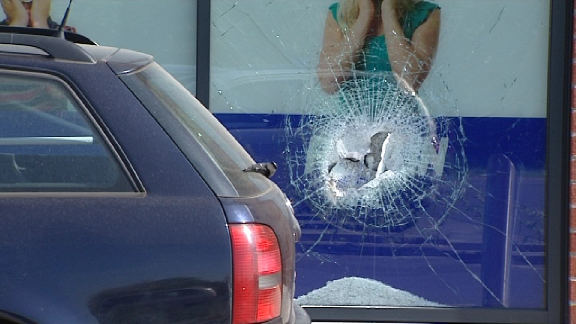 Plusieurs attaques à la voiture bélier à Charleroi