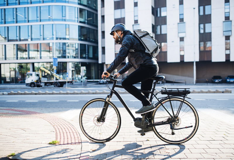 Découvrez combien de piétons et de cyclistes passent près de chez vous
