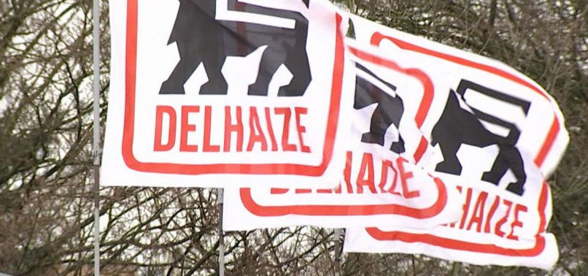 Delhaize rappelle du poulet à bouillir en raison d'une présence possible de salmonelle