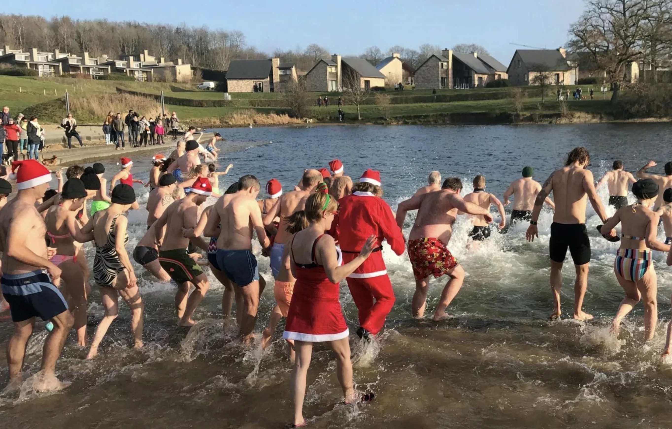 Lacs de l’Eau d’Heure: un plongeon nordique pour célébrer la nouvelle année !