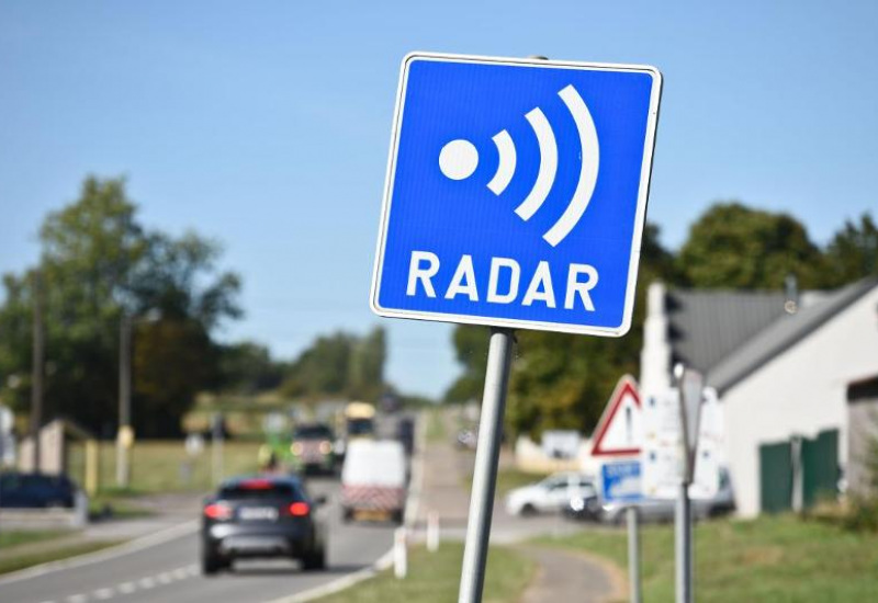 Charleroi : découvrez la liste des emplacements des radars pour le mois d'Avril 2024