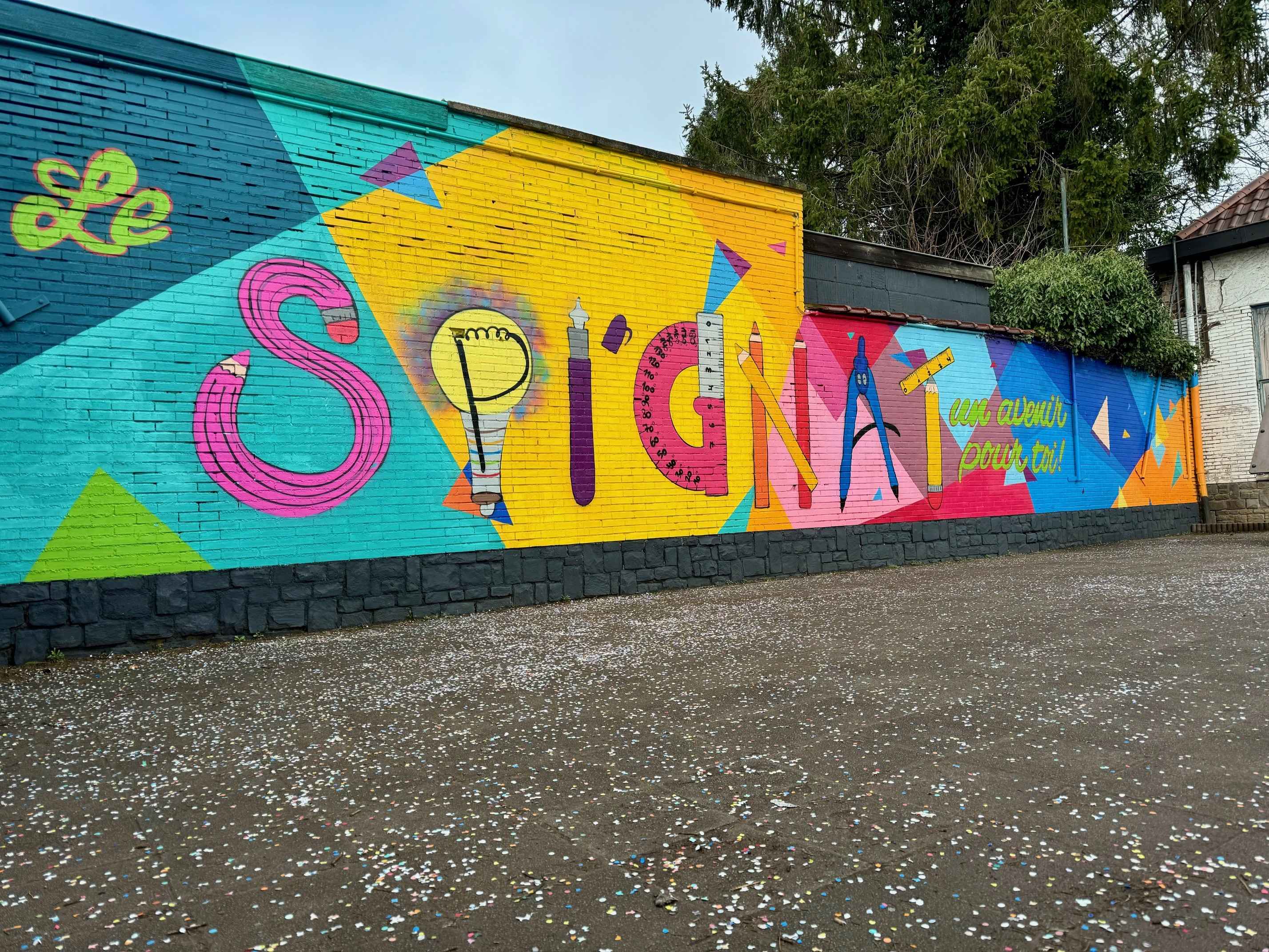 Charleroi : un projet graphique, artistique et participatif concrétisé à l’école du Spignat