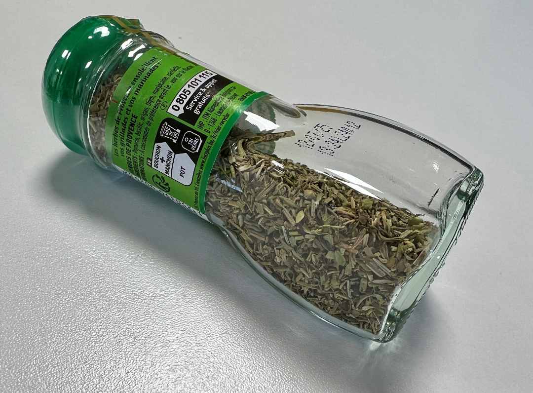 Rappel d'herbes de Provence de la marque Cigalou