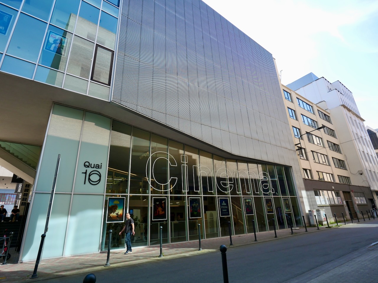 « Ciné bébé à bord » : le Quai10 accueille les jeunes parents