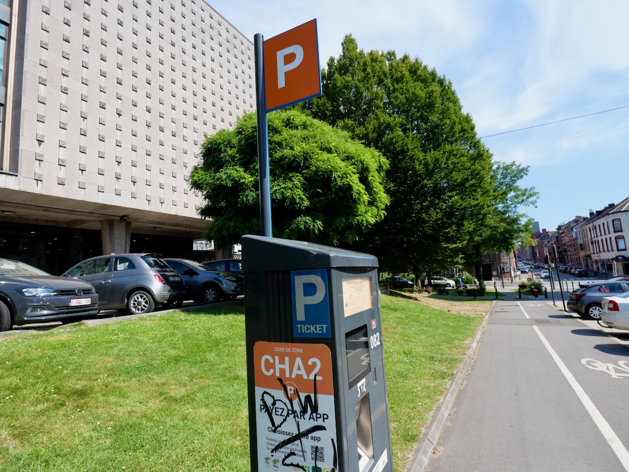 Stationnement à Charleroi : quelles pistes pour demain ?
