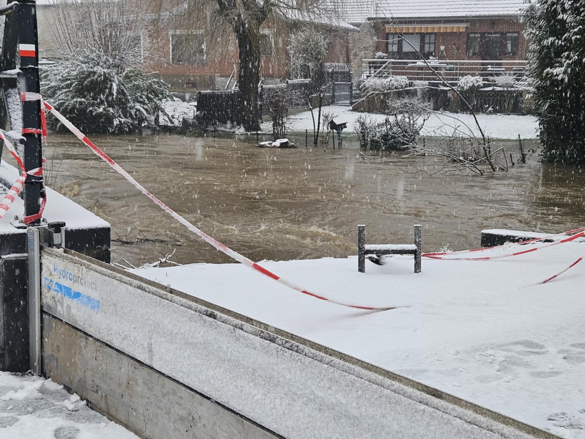 Intempéries : Treize cours d'eau wallons placés en alerte de crue