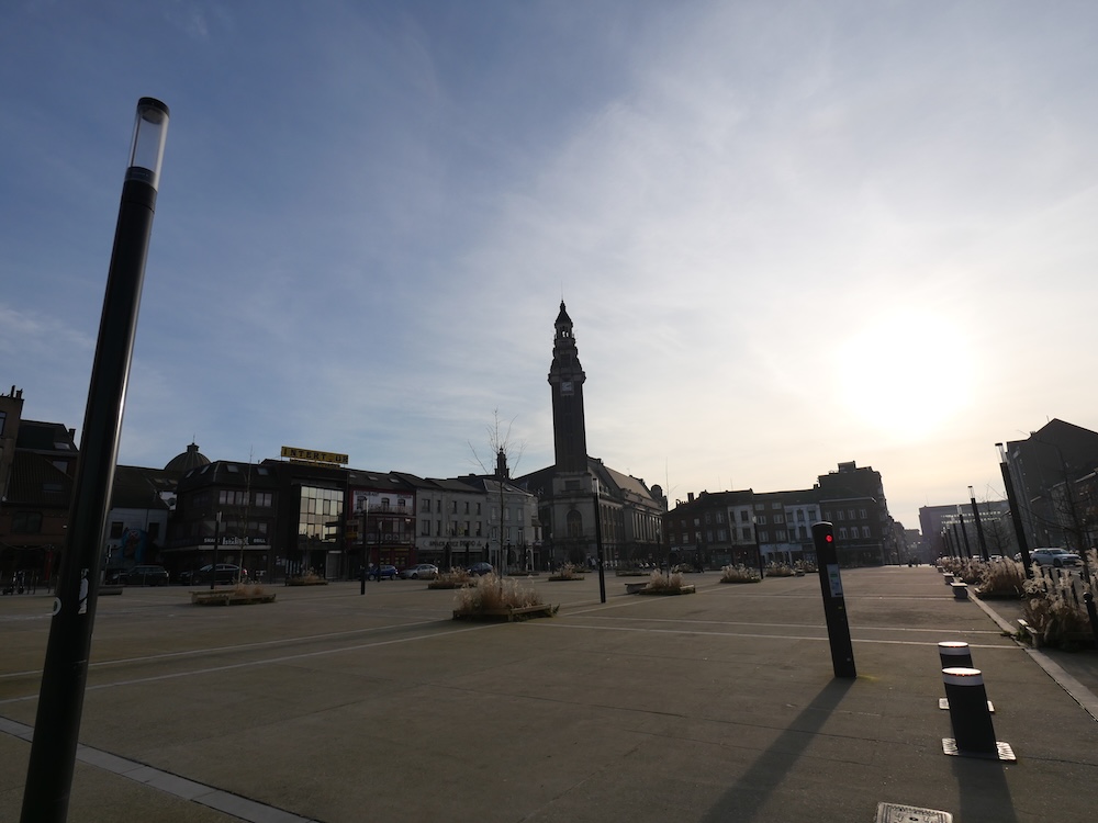 Sécurité à la Ville Haute de Charleroi : des mesures immédiates prises par le bourgmestre