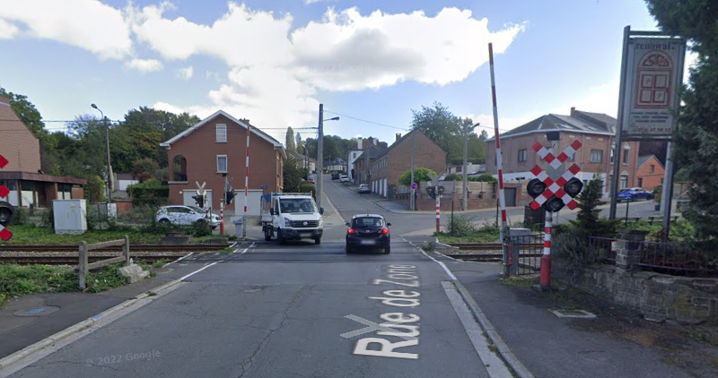 Fermeture du passage à niveau à la rue de Zone à Mont-sur-Marchienne