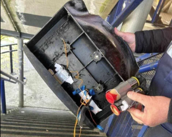 Le parquet communique suite aux fumigènes dissimulés en T2