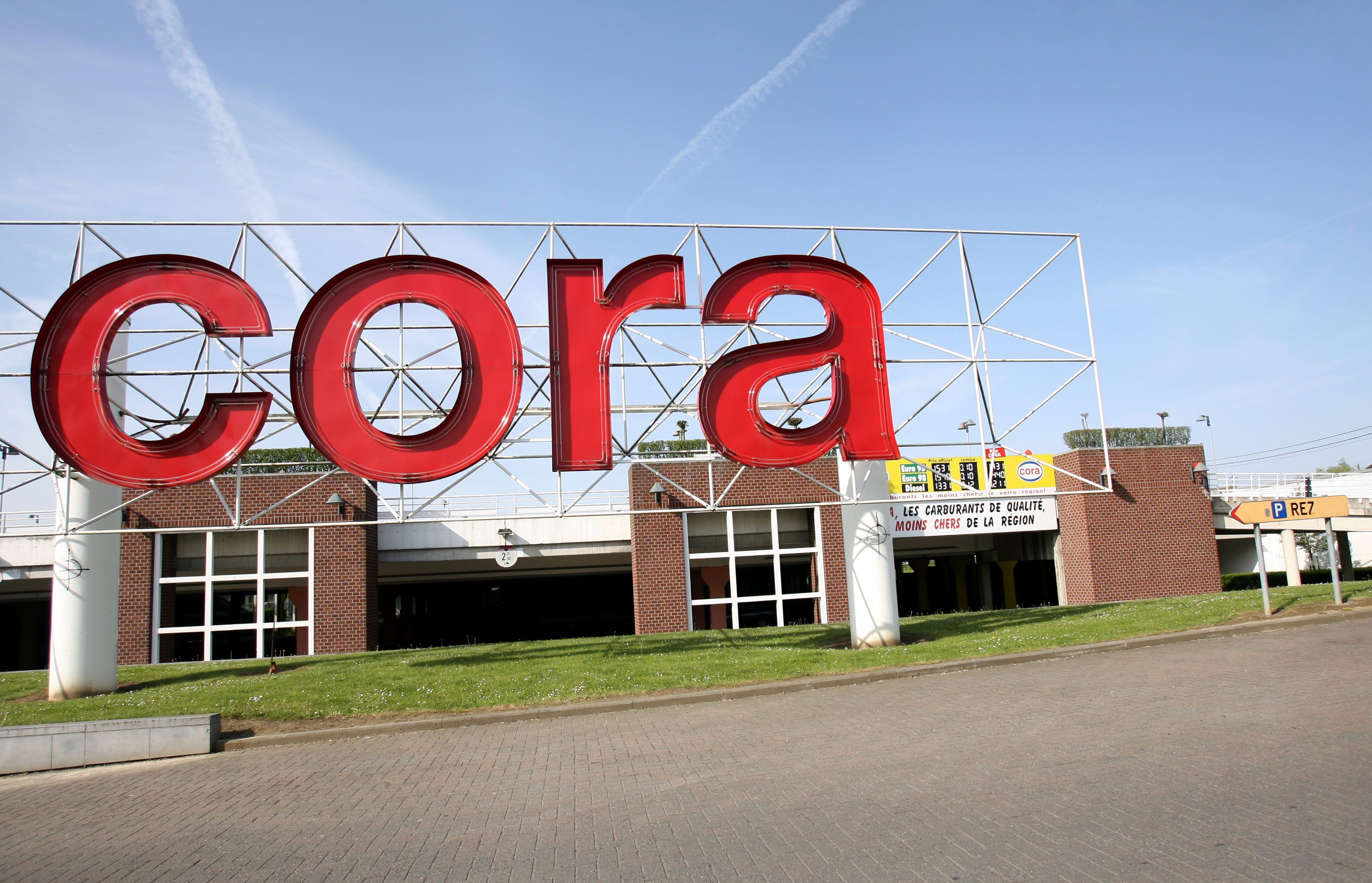 Coup de massue: tous les magasins Cora fermeront en 2026 !