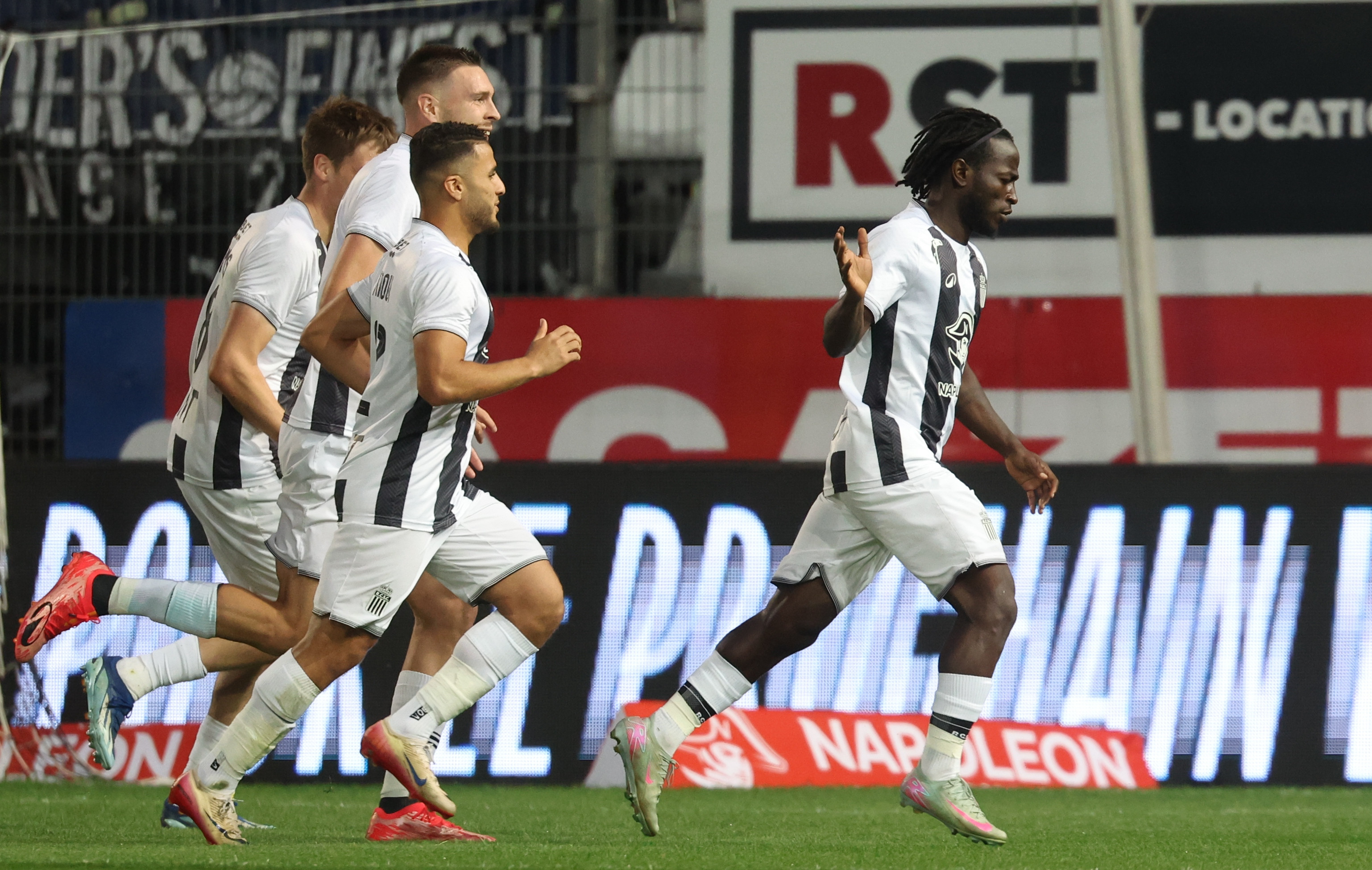 Au repos, les Zèbres mènent d'un but!