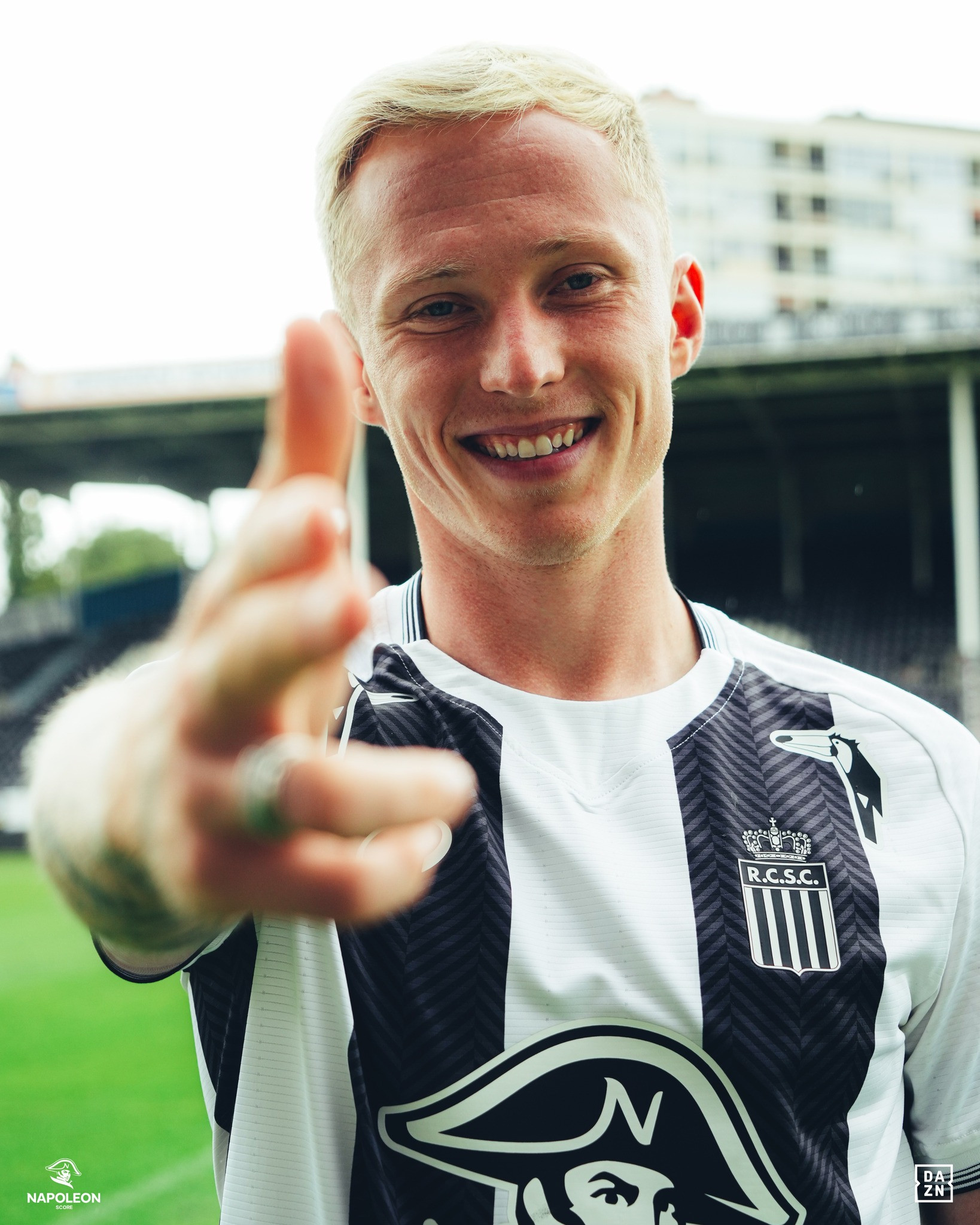 Le Sporting de Charleroi attire Patrick Pflücke du FC Malines