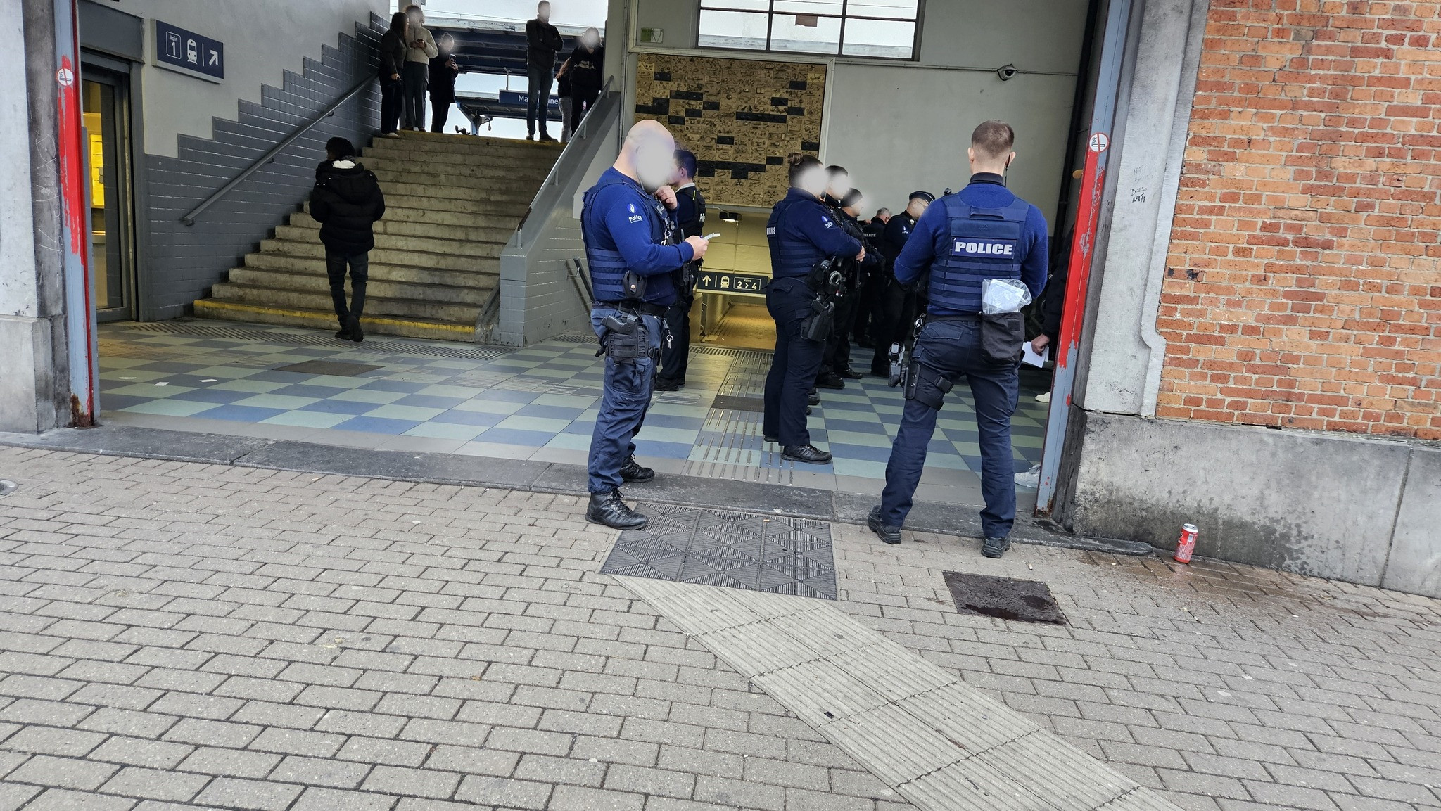 Onze procès-verbaux dressés pour stupéfiants à Charleroi