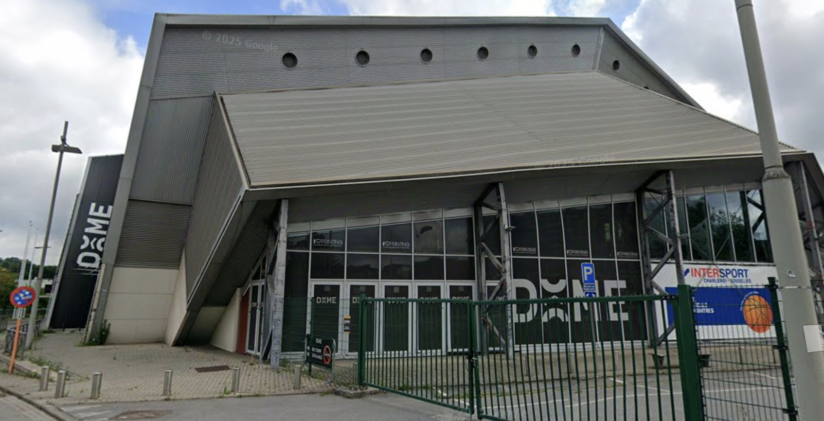 Le Dôme à Charleroi évacué à la suite d'une fausse alerte à la bombe