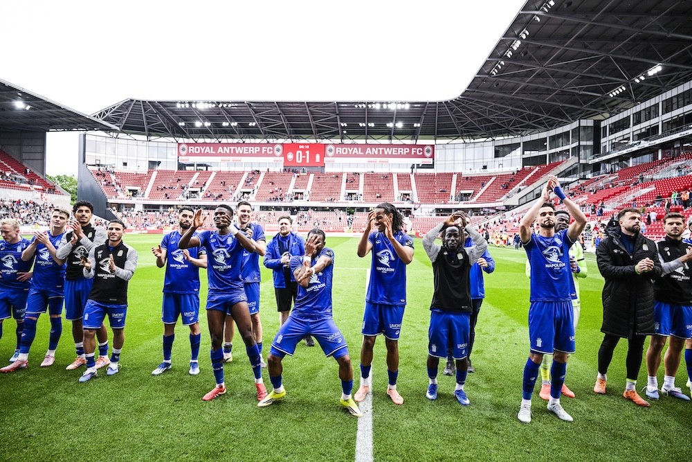 Jupiler Pro League : Charleroi s'impose 0-1 à l'Antwerp et poursuit ses excellents playoffs