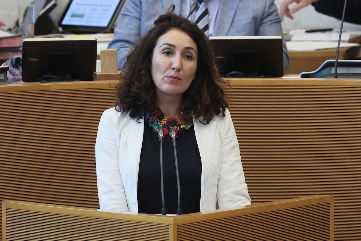 Budget wallon : Passe d'armes au parlement wallon sur le nouveau tour de vis budgétaire
