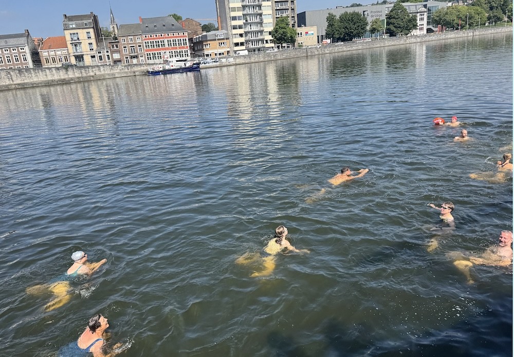 Les Belges invités à plonger dans les rivières pour réclamer une eau plus propre