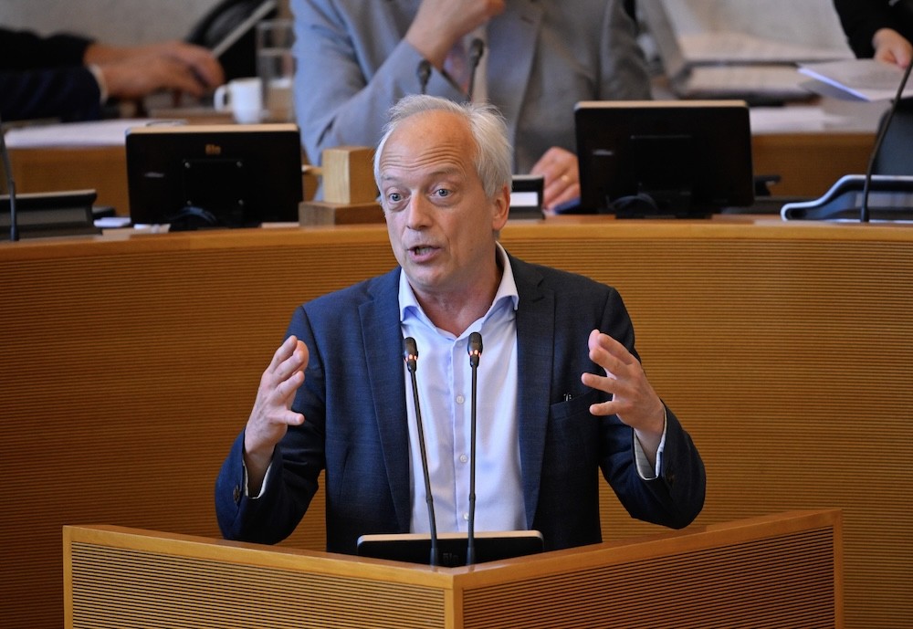 Chaleur : "Les chiffres de surmortalité publiés par Sciensano sont préoccupants" pour Yves Coppieters