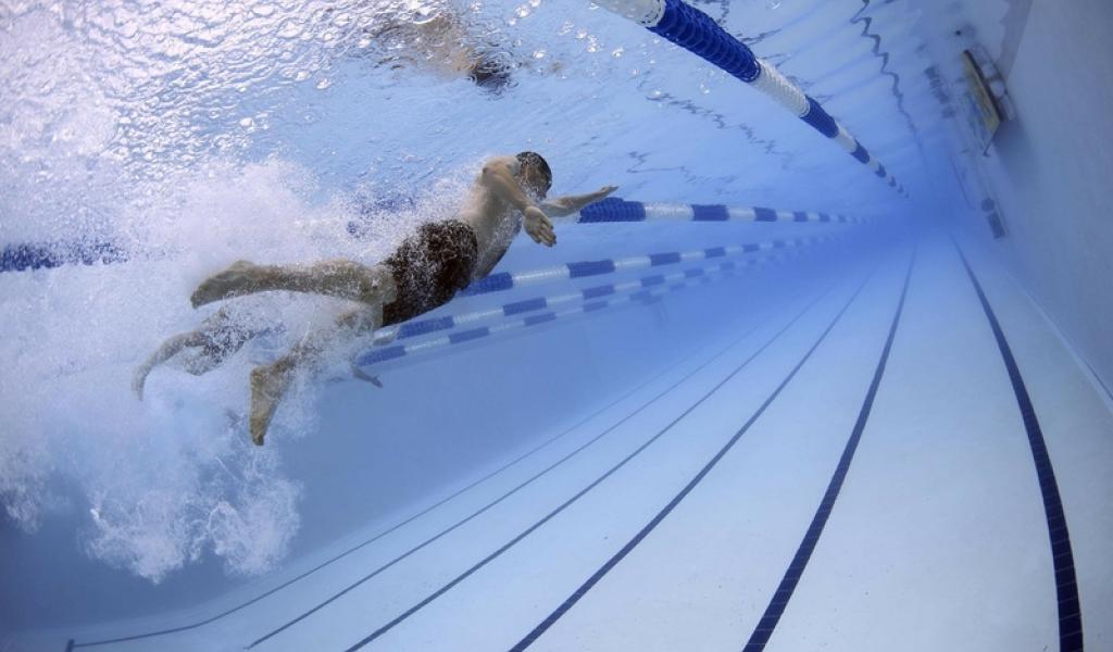 Adrien Dolimont donne un coup de boost aux piscines de Wallonie