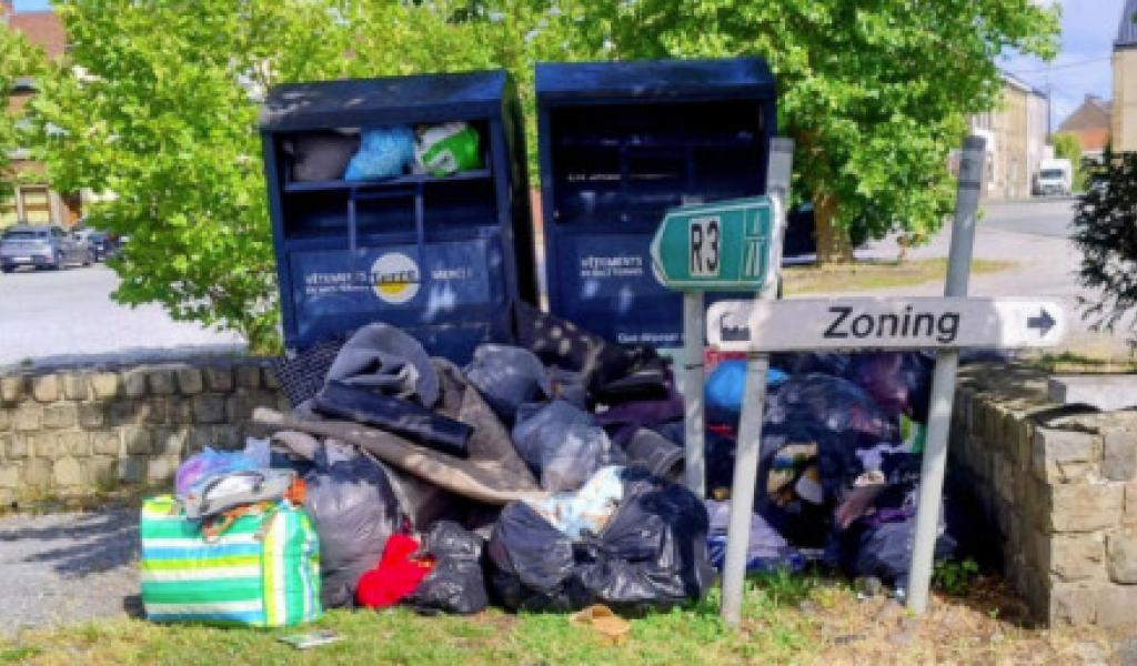 Fleurus retire ses bulles textiles après de nouveaux actes d'incivilités