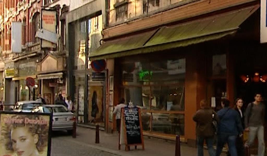 REPLAY : Le café Le Roy de Charleroi (2005)