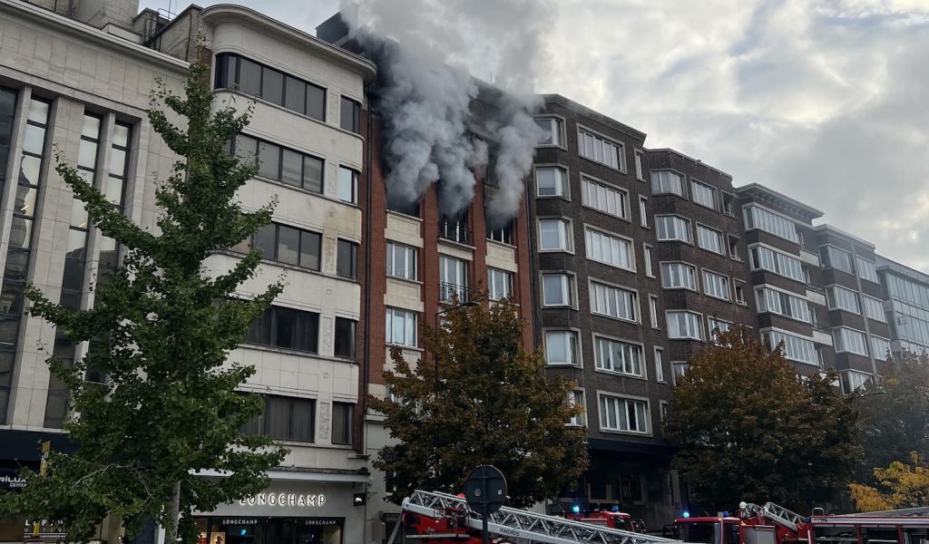 Un appartement détruit à la suite d'un incendie à Charleroi