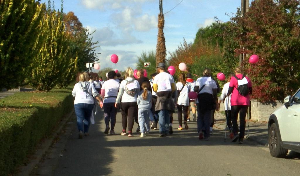 Fleurus : du rose, du blanc et des baskets contre le cancer du sein