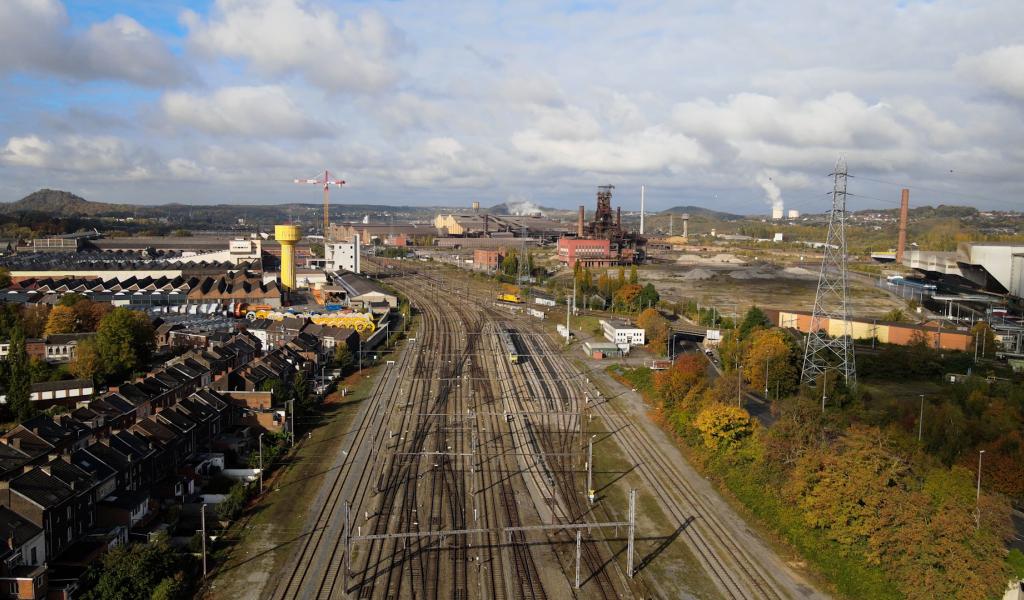 Transports : une liaison de train Charleroi-Bruxelles en 35 minutes est sur les rails
