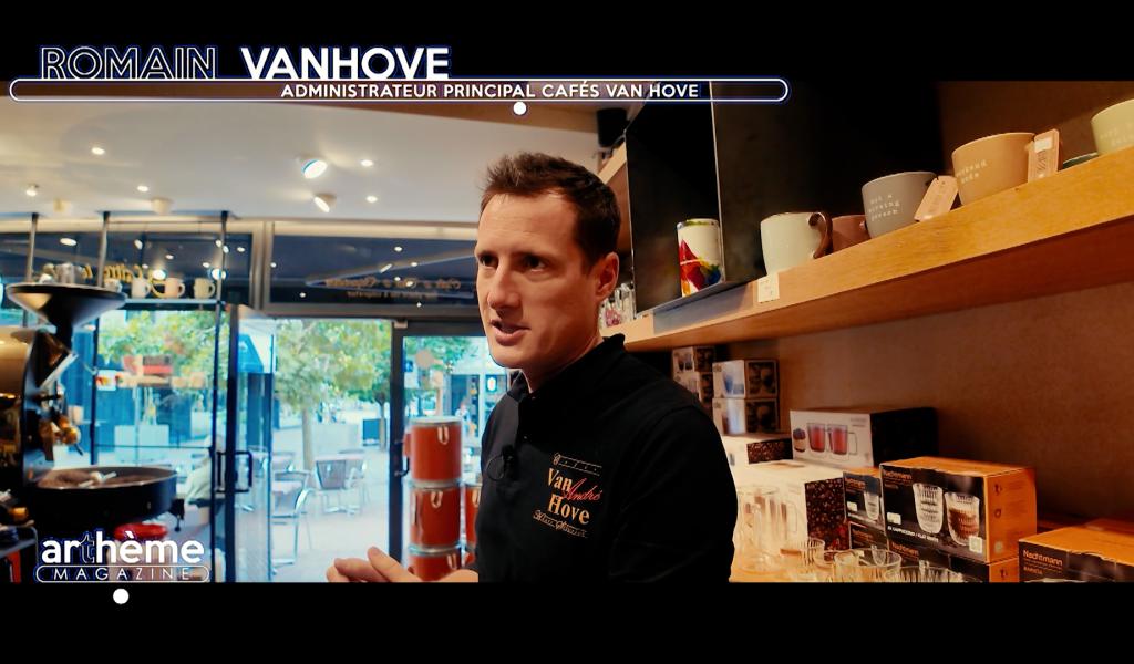 Immersion au coeur de l'activité artisanale des cafés Van Hove à Charleroi