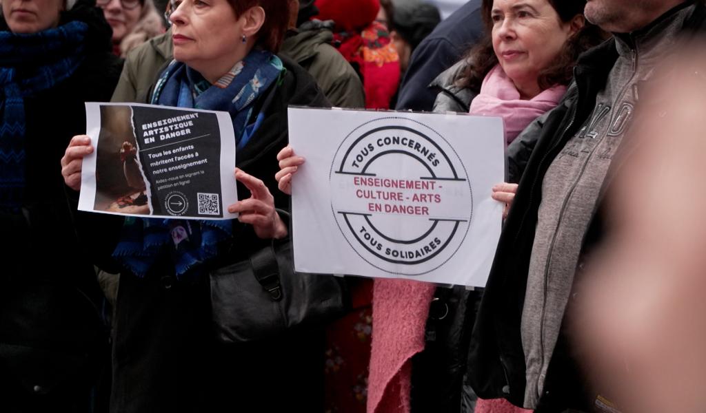 À Charleroi, la mobilisation culturelle continue sur la place Verte