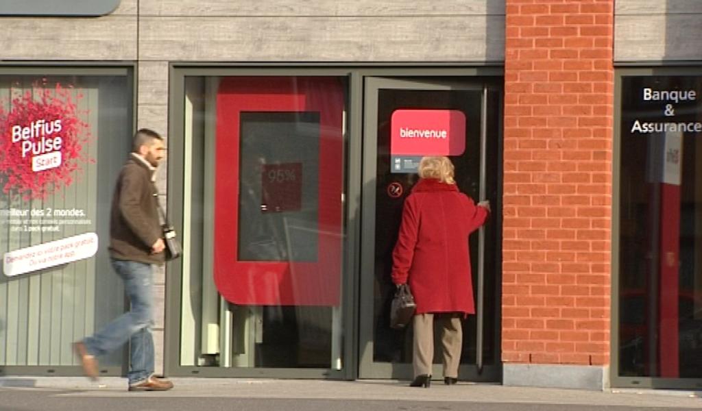 Belfius augmente le prix de son service bancaire de base