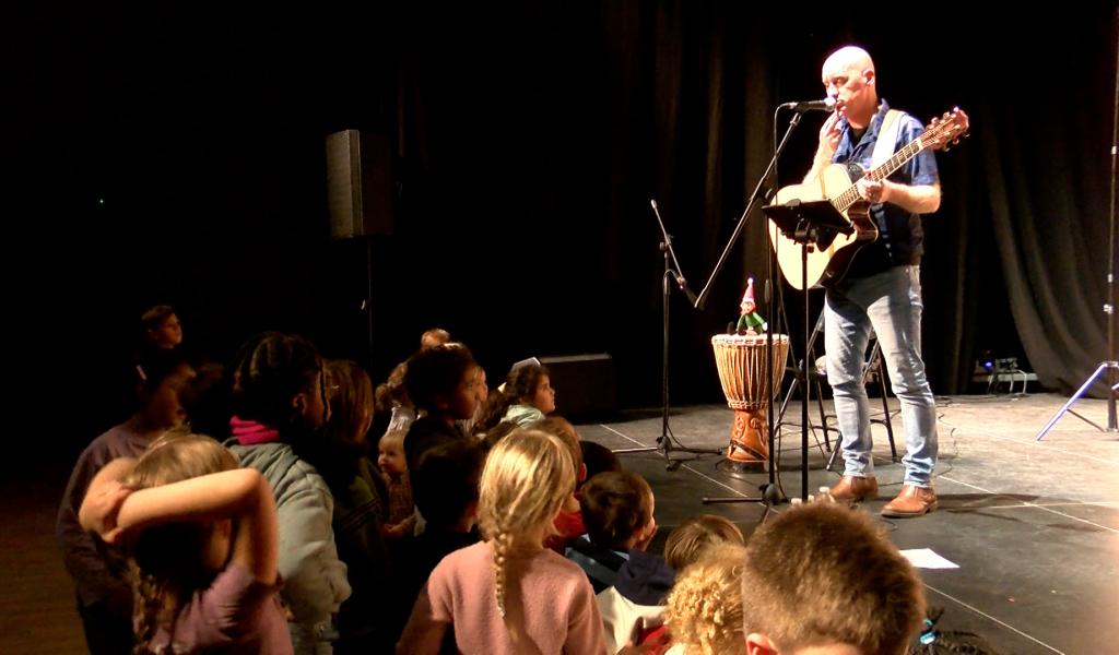 C LOCAL : Chris Pasidi au foyer culturel de Montigny-le-Tilleul