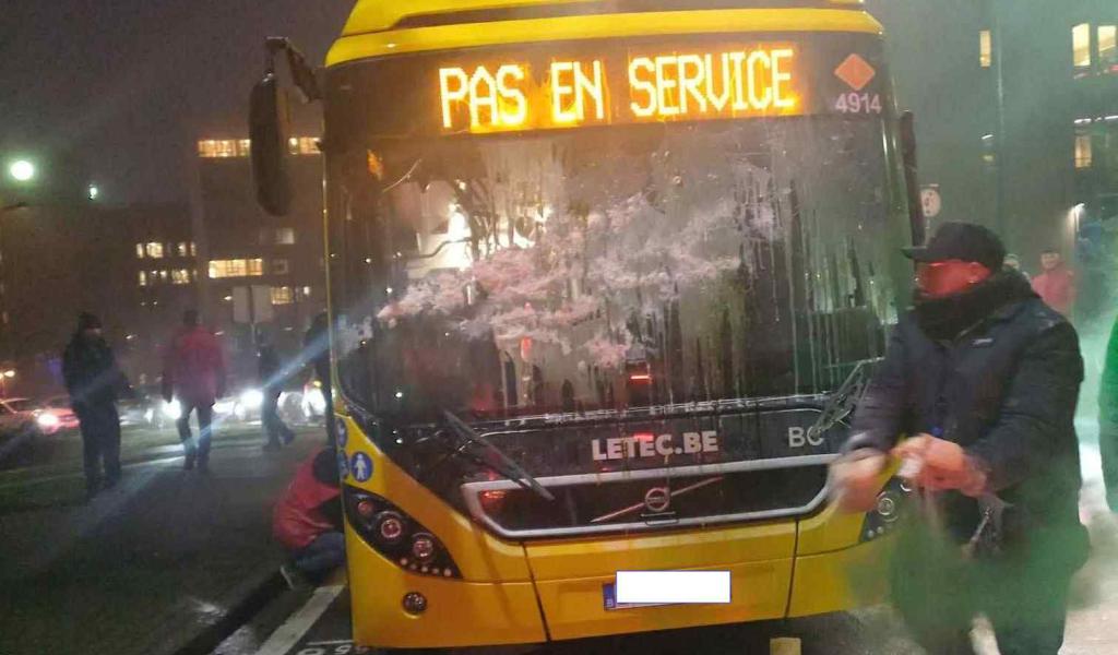 Grève TEC : trafic toujours perturbé, action des travailleurs à Namur