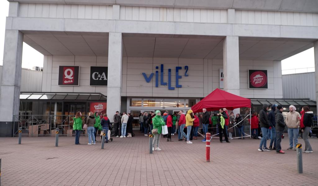Actions syndicales : des centres commerciaux carolos fermés lors de la 1re journée d'actions syndicales !