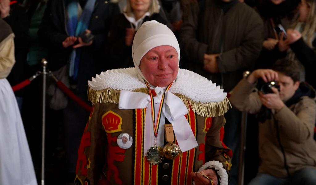 Carnaval de Charleroi : des médailles d'honneurs pour les Gilles et les Sociétés folkloriques carolos !