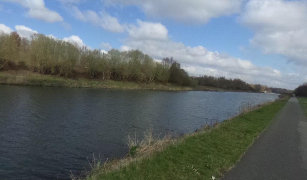 Le corps sans vie d'un homme découvert dans le canal Charleroi-Bruxelles à Luttre