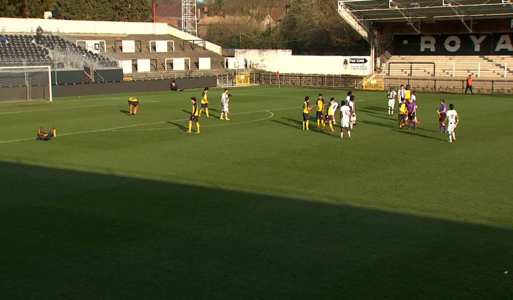 D1 ACFF: Les Zébrions accrochés à domicile