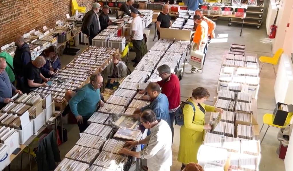 Succès pour la première foire aux disques de Farciennes