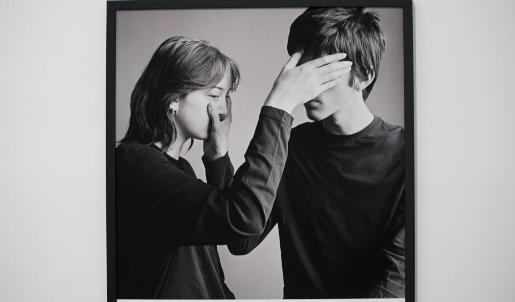 « Éclats de familles » : le Musée de la Photographie explore les multiples visages de la famille