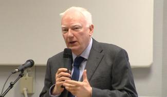 Archives: Conférence de Philippe Maystadt à l'UMons en 2015