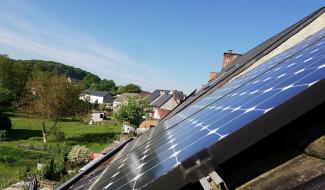 Panneaux photovoltaïques: les prosumers pas satisfaits de l'indemnisation forfaitaire des décrochages