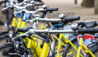 En 2023, 32% des Belges se sont rendus au travail à vélo