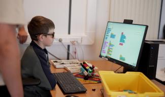 Des robots en Legos créés par des ados à Technofutur TIC