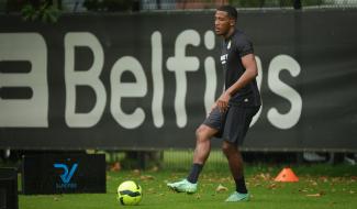 L'ancien Carolo Jackson Tchatchoua quitte le Hellas Vérone et file à Wolverhampton