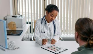 Délais des tests du sommeil en Wallonie : Caroline Taquin a alerté Franck Vandenbroucke