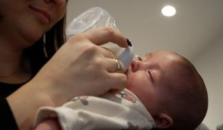 Petite enfance : moins de moyens pour les crèches et une pénurie de places qui persiste