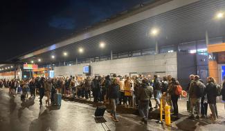 Files à l’aéroport de Charleroi : bilan et solutions