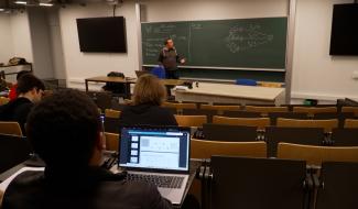 900 étudiants de l’UMons en horaire décalé à Charleroi